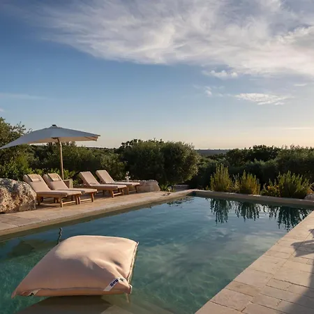 Trullo Perla Greta - Luxury Country & Private Heated Pool Alberobello